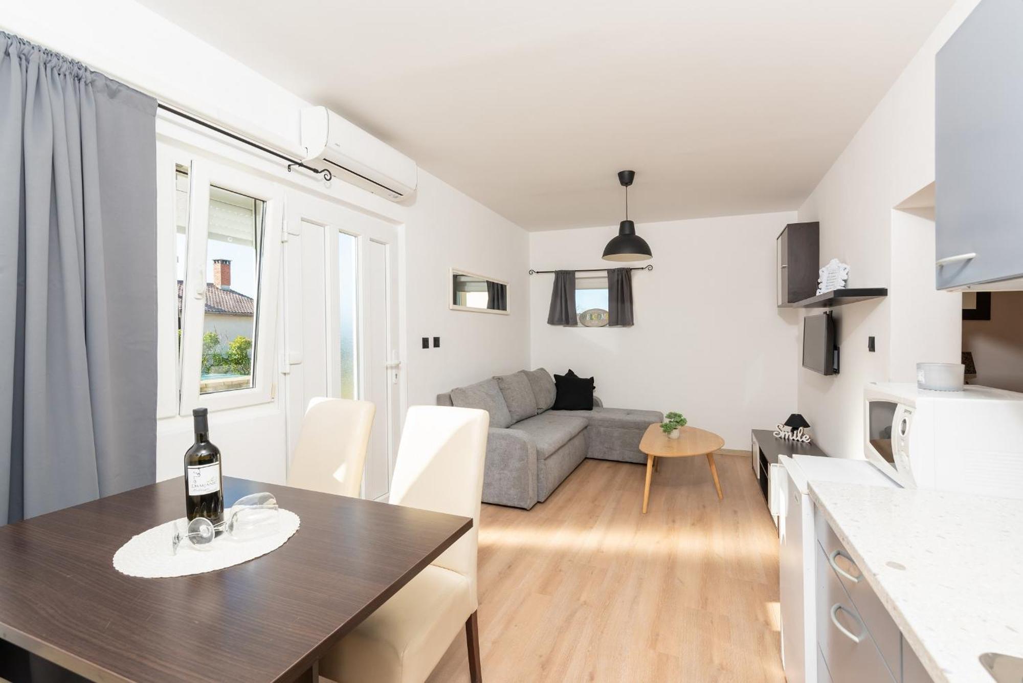 Apartments Dobrec Fuškulin Eksteriør bilde